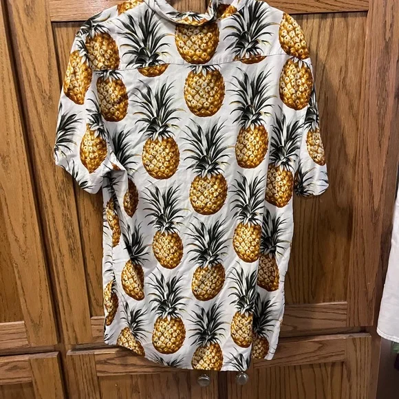 Express Tropical Pineapple Shirt in Yellow and Brown - Picture 3 of 3